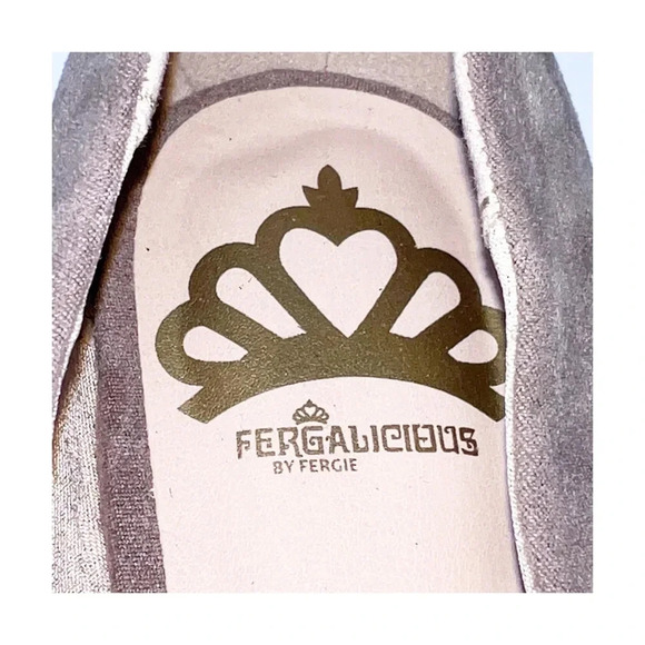 NWOT Fergalicious By Fergie Flats - Picture 6 of 7